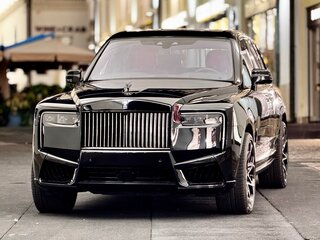 2021 Rolls-Royce Cullinan I, чёрный, 44444444 рублей, вид 1