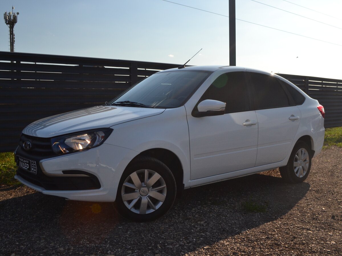 Купить б/у Lada (ВАЗ) Granta I Рестайлинг 1.6 MT (90 л.с.) бензин ...