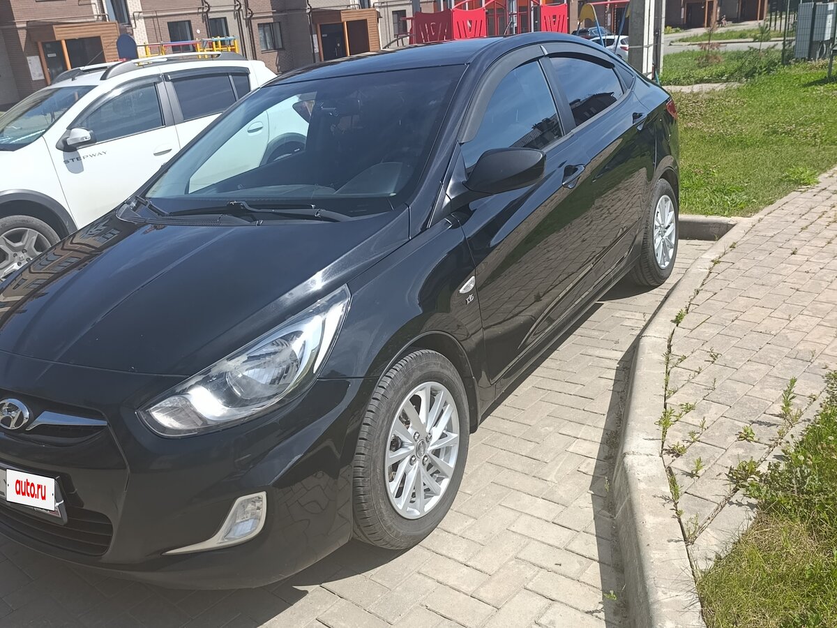 Купить б/у Hyundai Solaris I 1.6 MT (123 л.с.) бензин механика в ...