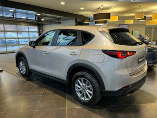 2025 Mazda CX-5 II Рестайлинг, бежевый, 4400000 рублей, вид 3