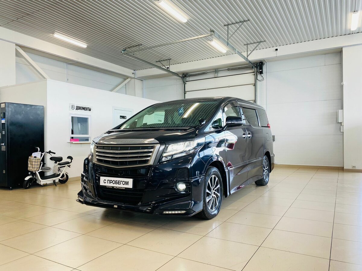 Купить б/у Toyota Alphard III Рестайлинг 2.5hyb CVT (152 л.с.) 4WD ...