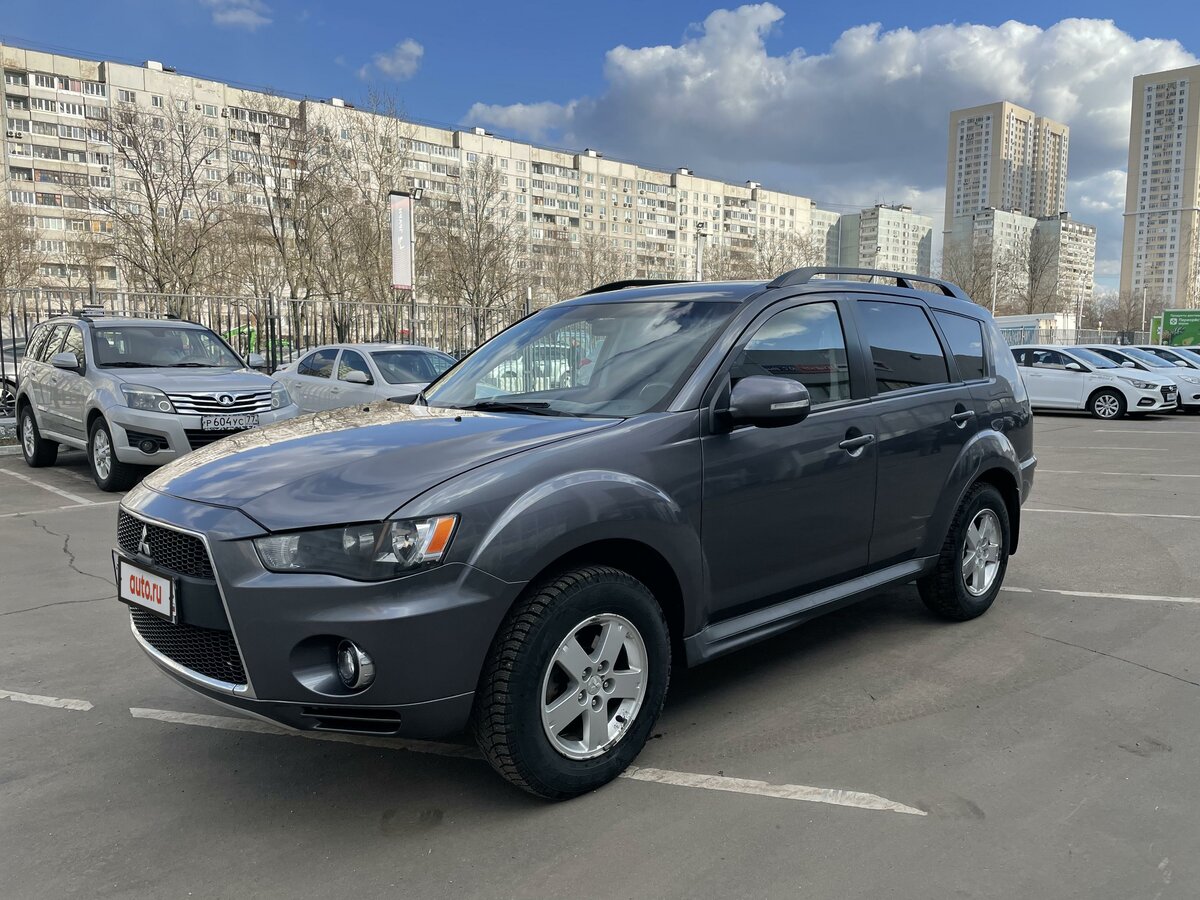 Купить б/у Mitsubishi Outlander II Рестайлинг 2.0 CVT (147