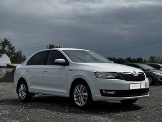 2019 Skoda Rapid L I Рестайлинг, белый, 1209000 рублей, вид 1