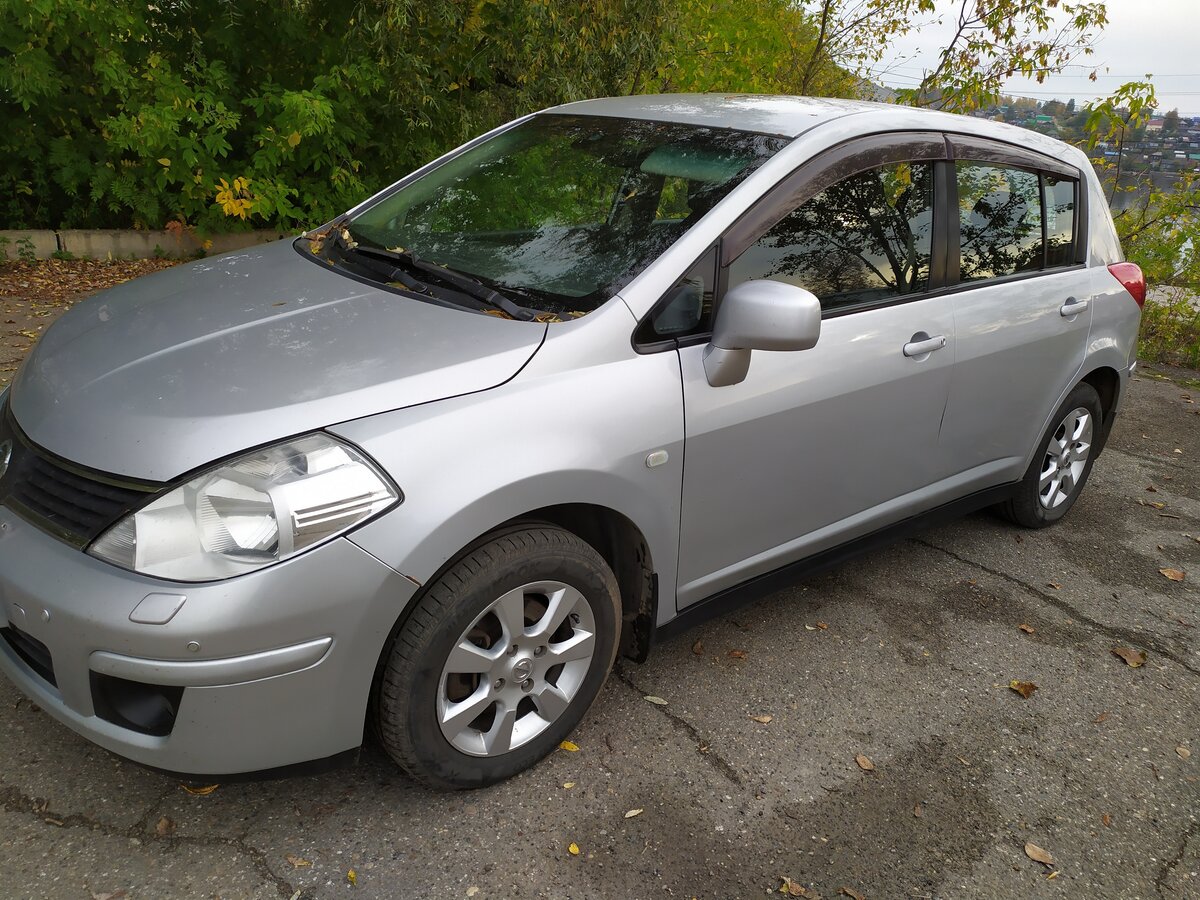 Nissan Tiida 2008