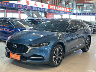 2022 Mazda CX-4 I Рестайлинг, синий, 1700000 рублей, вид 1