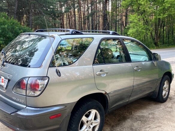 2001 Lexus RX 300 I, серебристый, 600000 рублей - вид 2