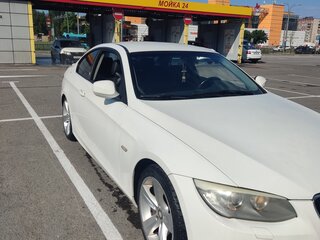 2010 BMW 3 серии 320i V (E90/E91/E92/E93) Рестайлинг, белый, 950000 рублей, вид 1
