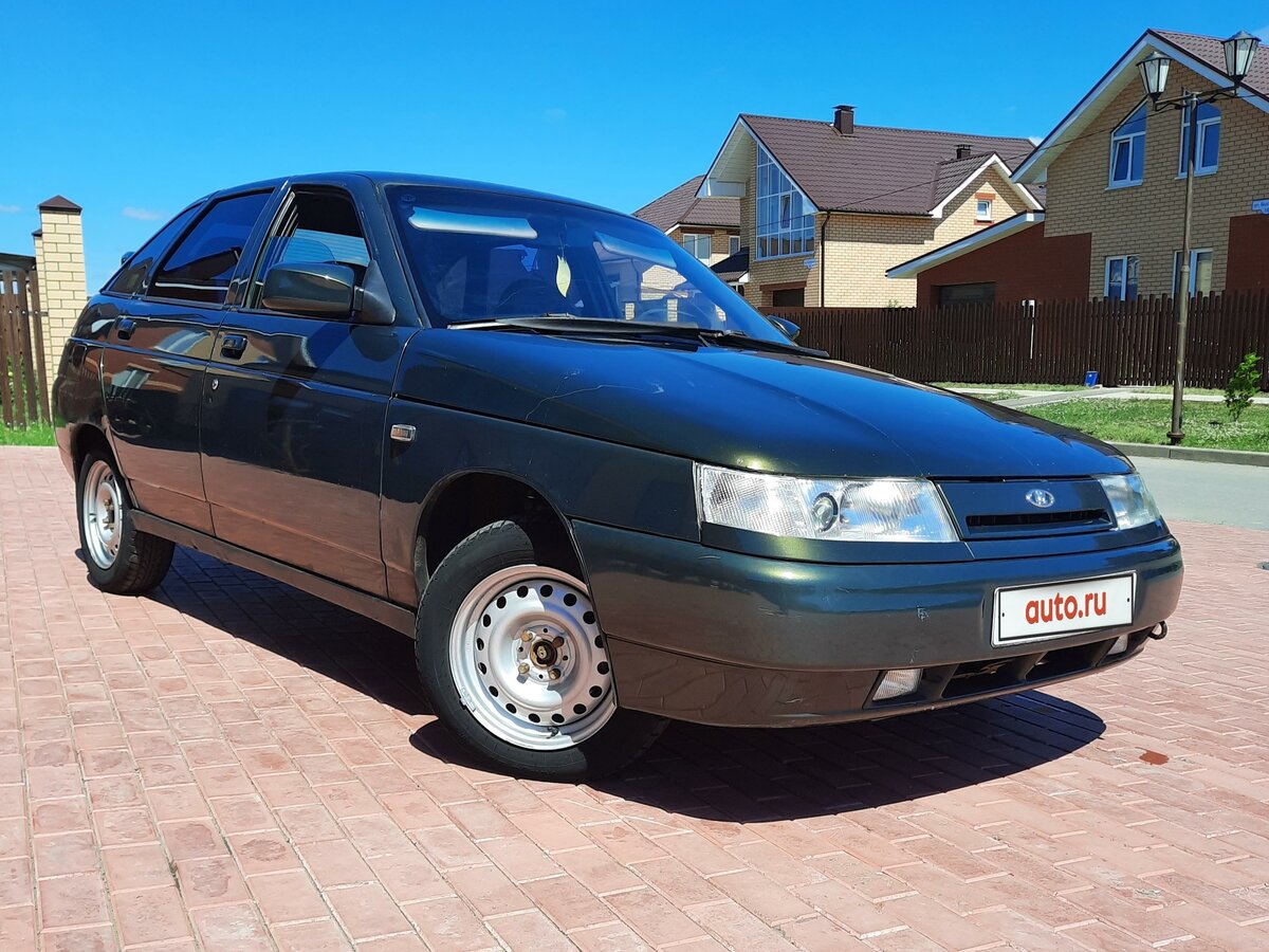 Lada 2112 stance
