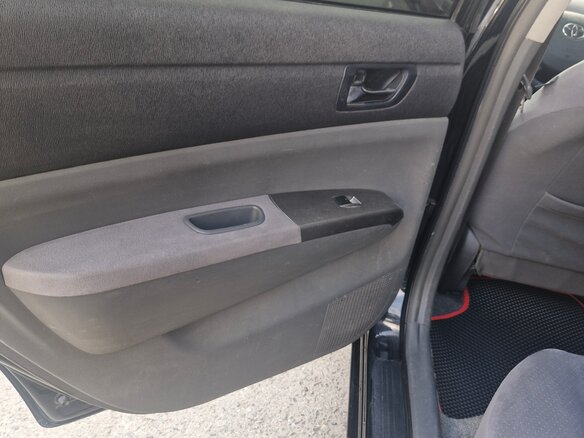 2008 Toyota Prius II Рестайлинг (XW20), чёрный, 750000 рублей - вид 19