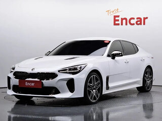 2021 Kia Stinger I Рестайлинг, белый, 2700000 рублей, вид 1