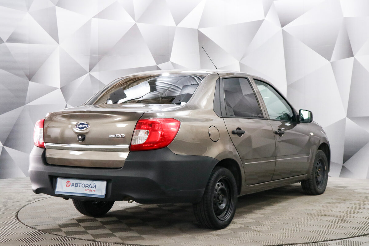 Chevrolet Cobalt Datsun on do