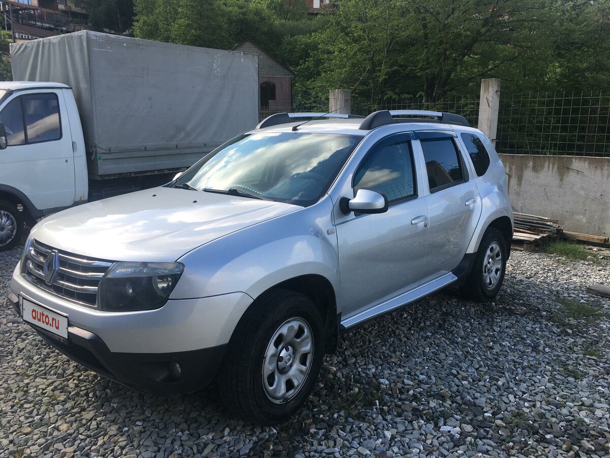 Купить б/у Renault Duster I 2.0 AT (135 л.с.) 4WD бензин автомат в Сочи ...