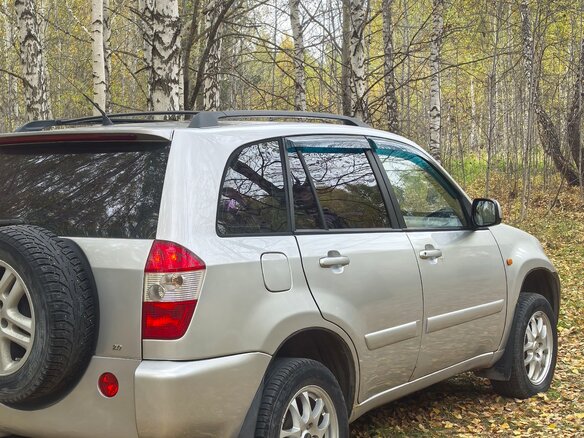 2009 Chery Tiggo (T11) I, серый, 380000 рублей - вид 3