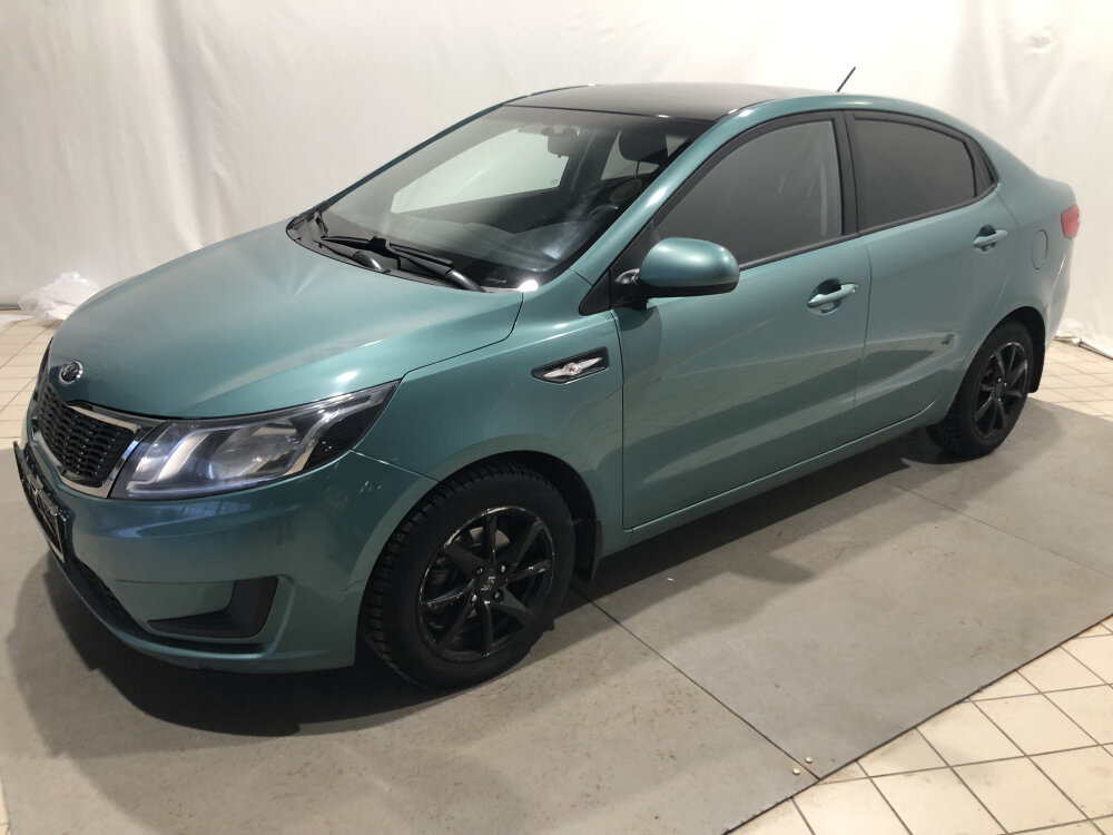 Купить б/у Kia Rio III 1.4 AT (107 л.с.) бензин автомат в Миассе ...