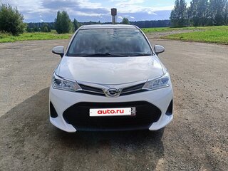2017 Toyota Corolla Fielder XI (E160, E170, E180) Рестайлинг 1, белый, 1350000 рублей, вид 1