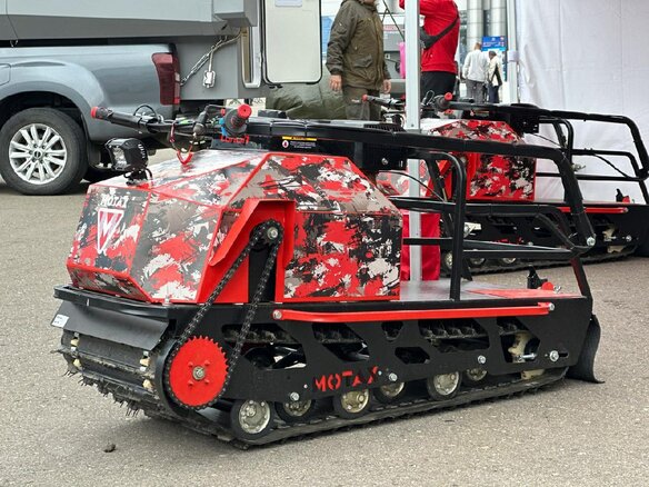 2026 Motax 500, красный, 113600 рублей