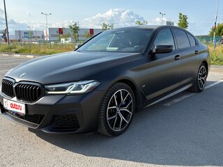 2021 BMW 5 серии 530d xDrive VII (G30/G31) Рестайлинг, чёрный, 6000000 рублей, вид 1