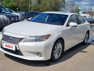 2014 Lexus ES 300h VI, белый, 2200000 рублей, вид 1