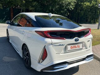 2017 Toyota Prius PHV ZVW52 IV (XW50), белый, 2200000 рублей, вид 1