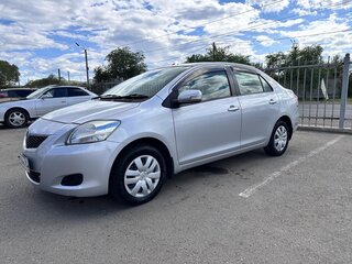 2010 Toyota Belta I, серебристый, 615000 рублей, вид 1