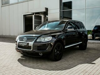 2007 Volkswagen Touareg I Рестайлинг, чёрный, 920000 рублей, вид 1