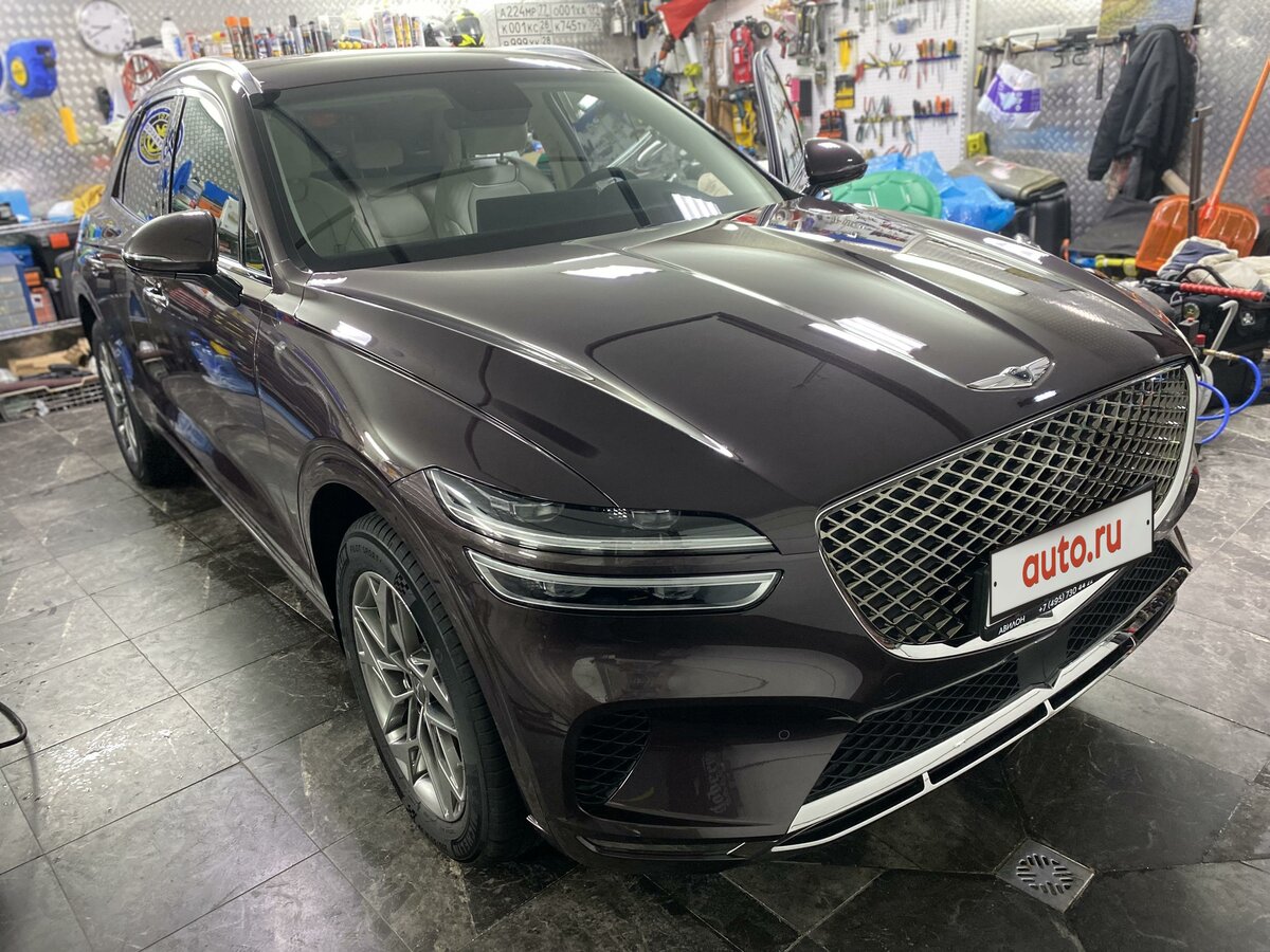Genesis gv70 2016
