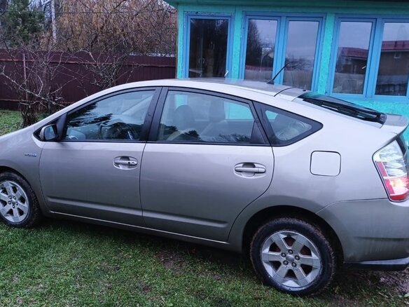 2008 Toyota Prius II Рестайлинг (XW20), коричневый, 719000 рублей - вид 3