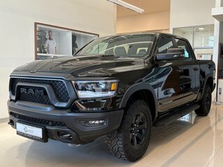 2024 Ram 1500 Quad Cab IV (DS/DJ), чёрный, 9650000 рублей, вид 1
