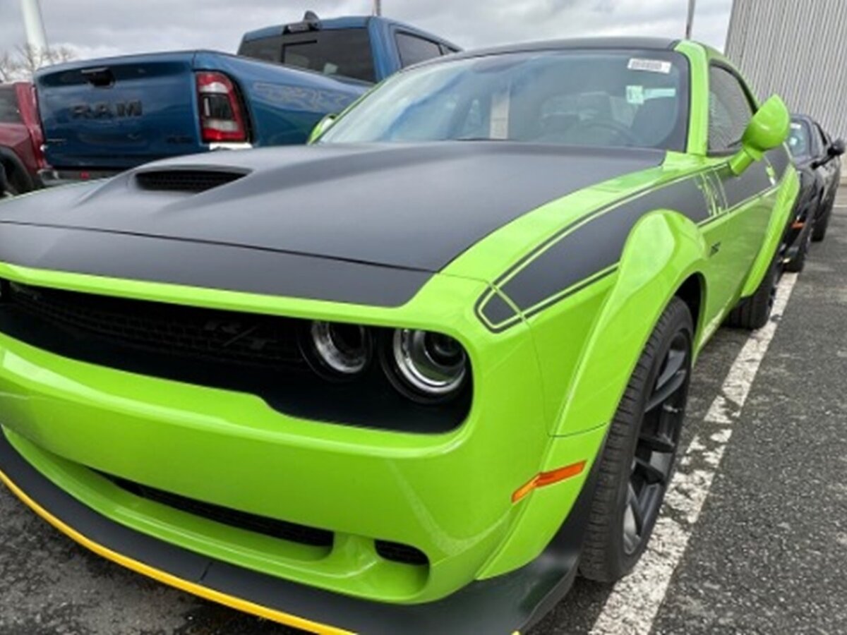 Купить новый Dodge Challenger III Рестайлинг 2 R__T 6.4 AT (492 л.с ...