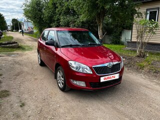 2011 Skoda Fabia II Рестайлинг, красный, 500000 рублей, вид 1