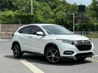 2021 Honda Vezel I Рестайлинг, белый, 1525000 рублей, вид 1