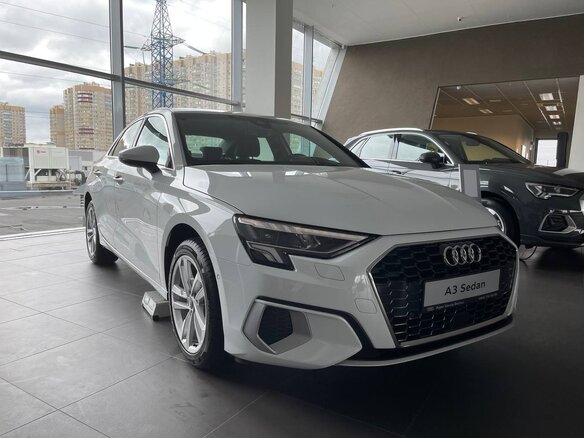 2021 Audi A3 35 TFSI IV (8Y), белый - вид 4