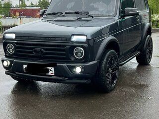 2017 Lada (ВАЗ) 2121 (4x4) I Рестайлинг, серебристый, 650000 рублей, вид 1