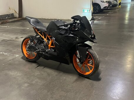 Купить б/у KTM RC 200 инжектор передач в Красногорске: чёрный