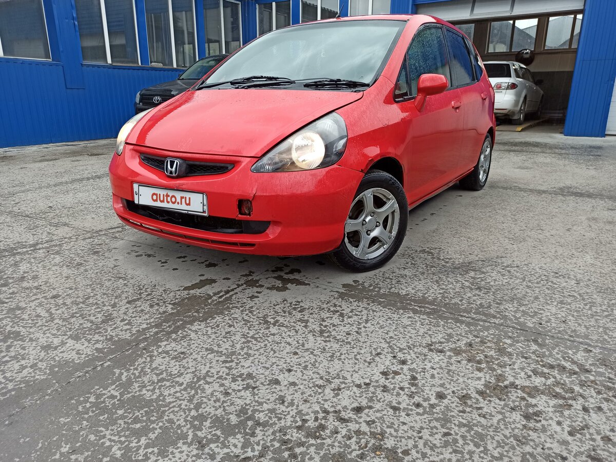 Купить б/у Honda Fit I 1.3 CVT (86 л.с.) бензин вариатор в Кемерове ...