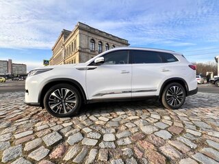 2022 Chery Tiggo 8 Pro I (China Market), белый, 2350000 рублей, вид 4
