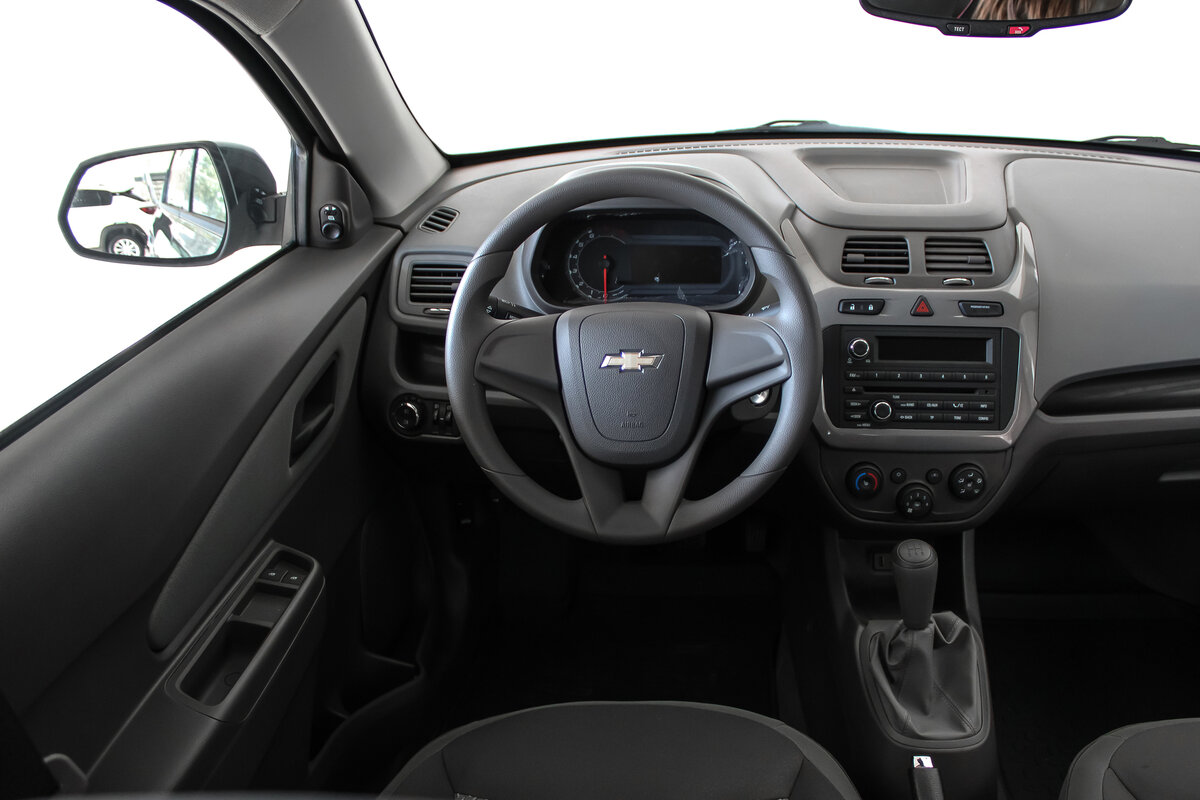 Шевроле кобальт или лада веста что лучше - 86 фото