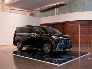 2025 Lexus LM 350h II, чёрный, 18790000 рублей, вид 1