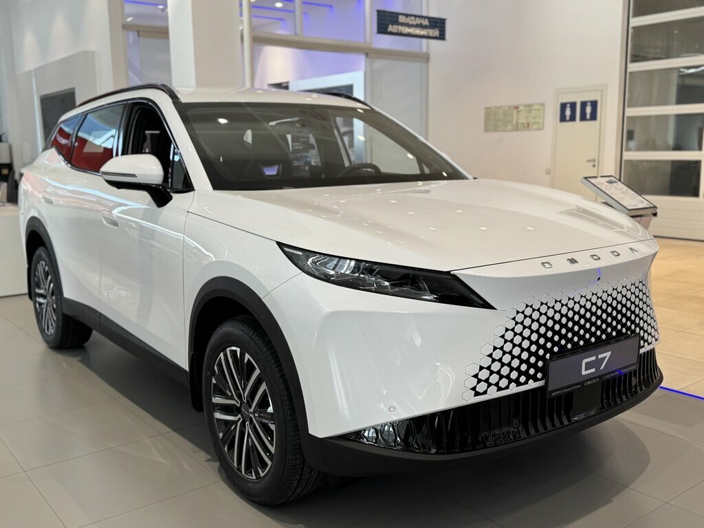 Omoda C7