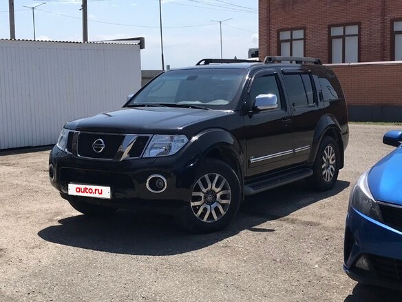 2011 Nissan Pathfinder III Рестайлинг, чёрный, 1640000 рублей