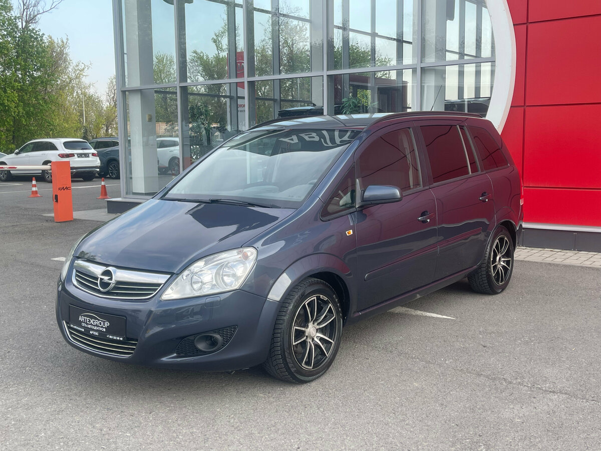 Opel Zafira B Рестайлинг