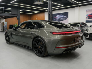 2025 Porsche Panamera 4 III, зелёный, 23990000 рублей, вид 4