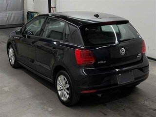 2016 Volkswagen Polo V Рестайлинг, чёрный, 860000 рублей, вид 4