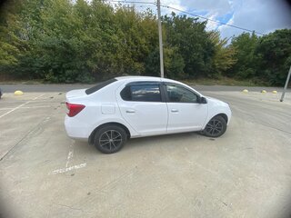 2015 Renault Logan II, серый, 500000 рублей, вид 1