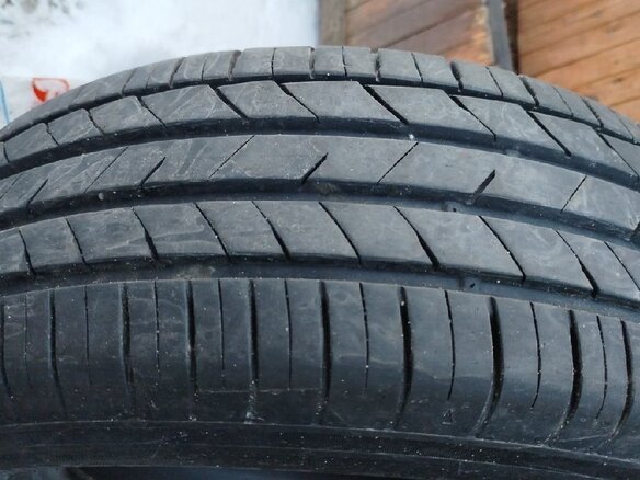 2018 Toyota Prius IV Рестайлинг (XW50), серебристый, 2300000 рублей - вид 19