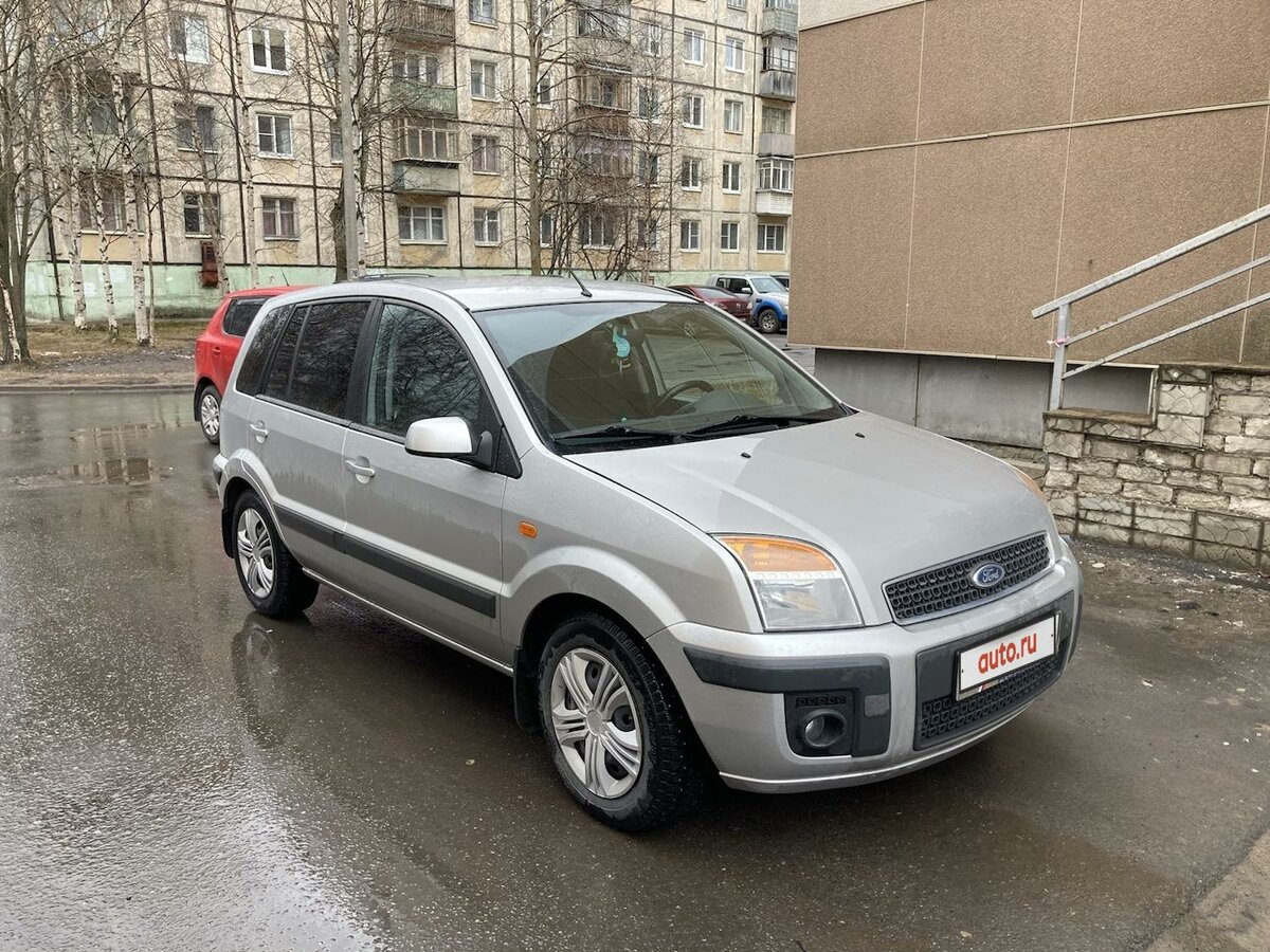 Форд фьюжн робот