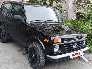 2017 Lada (ВАЗ) 2121 (4x4) I Рестайлинг, чёрный, 600000 рублей, вид 1