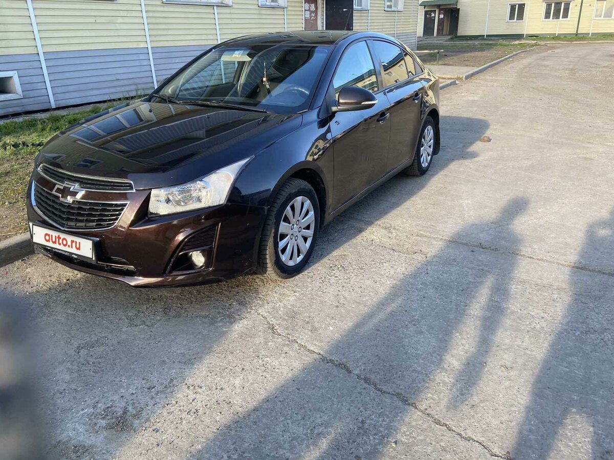 Chevrolet Cruze 2014 коричневый