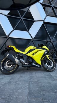 kawasaki ninja 300 yellow