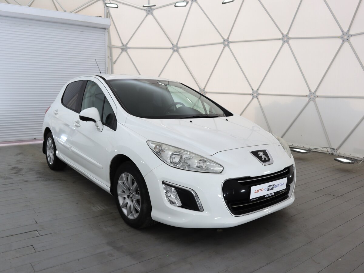 Peugeot 308 2011
